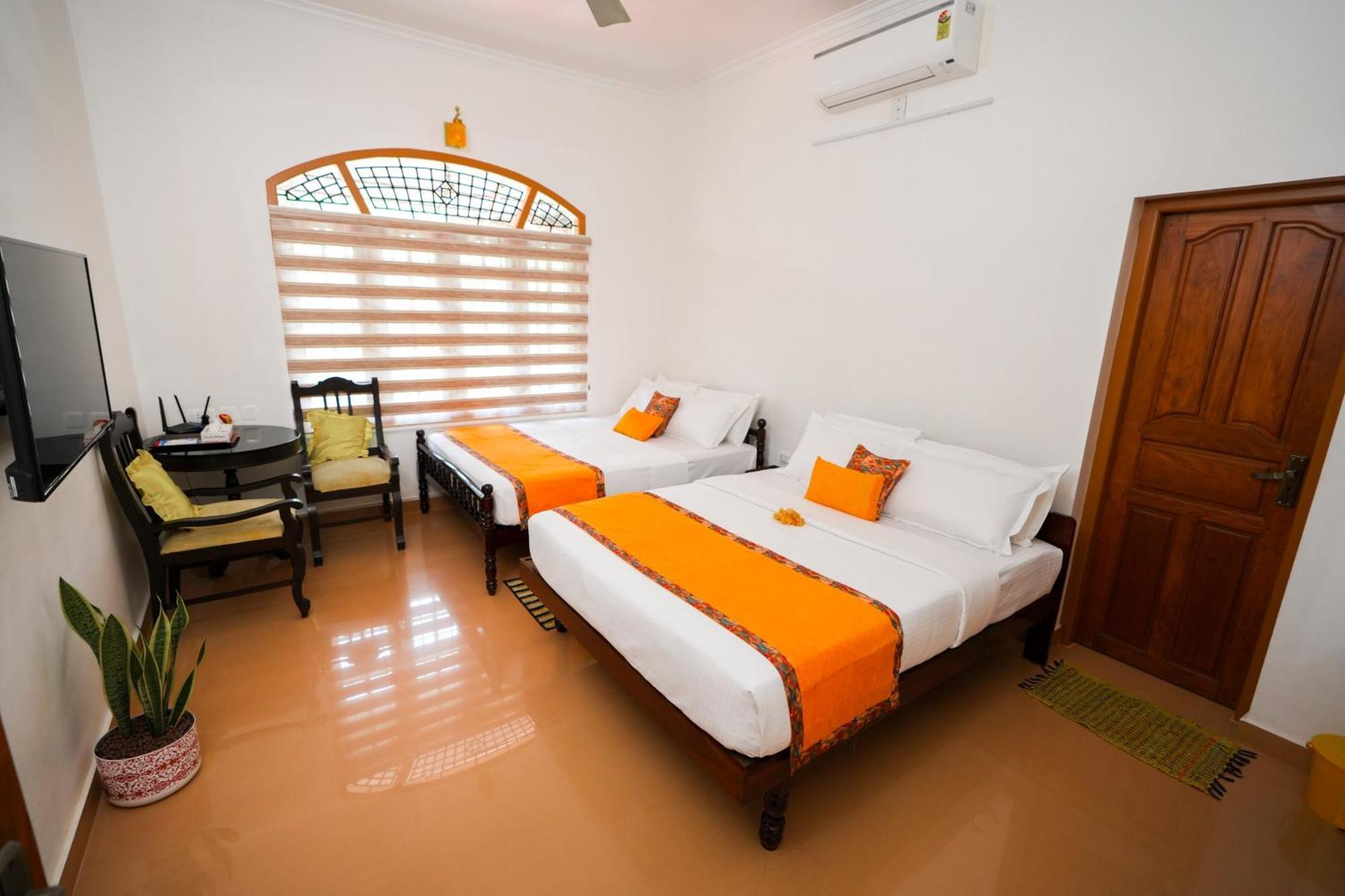 Parudeesa - Heavenly- Luxurious Palace Look-Near Cbd - Kerala - India With Breakfast Kāladi Eksteriør billede